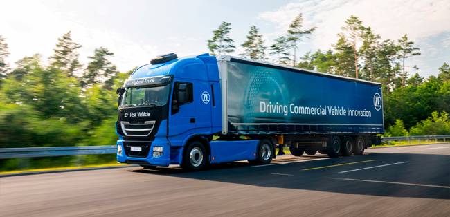 ZF amplia portfólio de tecnologias para descarbonização de veículos comerciais