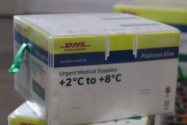 DHL Supply Chain passa a usar embalagens térmicas retornáveis no transporte de saúde