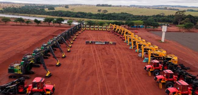 Arauco recebe primeiras máquinas para operações florestais do Projeto Sucuriú