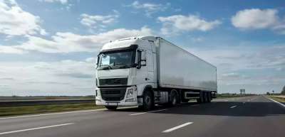MEI-Caminhoneiro cresce 25% em 2025 e soma 86,6 mil novos CNPJs no transporte de cargas